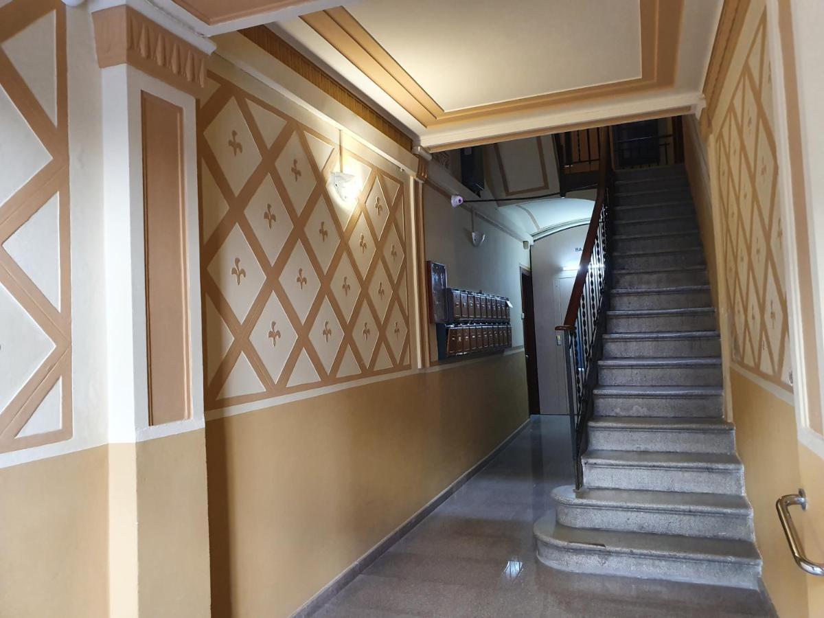 Penthouse In Sagrada Familia Διαμέρισμα Βαρκελώνη Εξωτερικό φωτογραφία